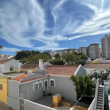Apartment T2 Encantador Com Varanda E Terraco *