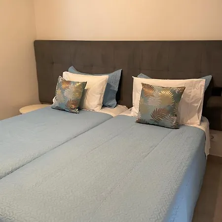 Apartment T2 Encantador Com Varanda E Terraco Portimao
